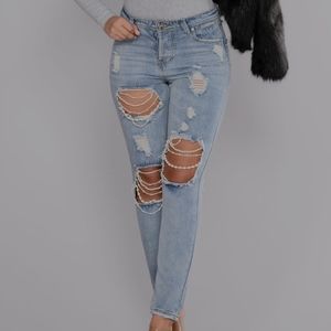 Fashion Nova Pearl Boyfriend Jeans